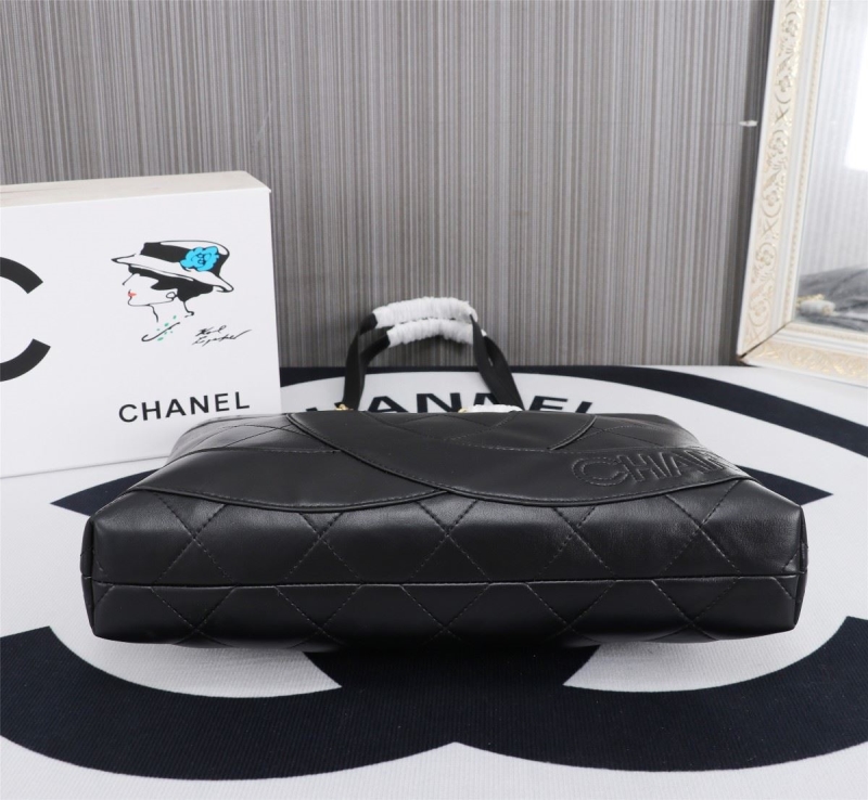 Ch**el shopping bags